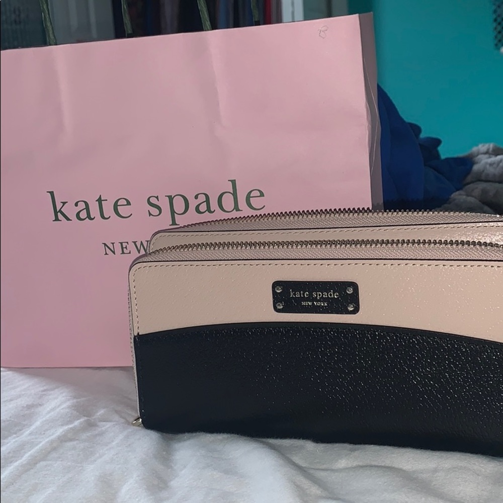 Kate Spade Wristlet